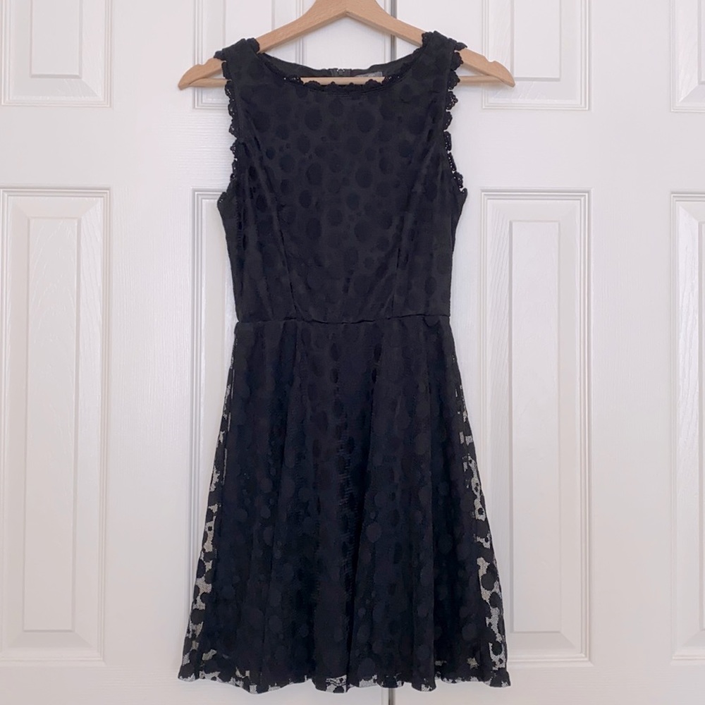 Lily Rose Sleeveless Black Dress. Size XS.